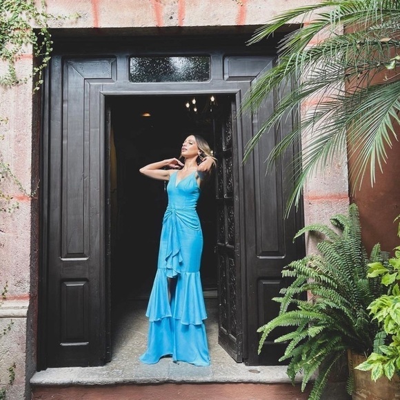 PatBo Bo ruffle maxi gown in blue NWT - Picture 2 of 10